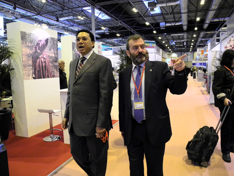 0119_investour201202.jpg