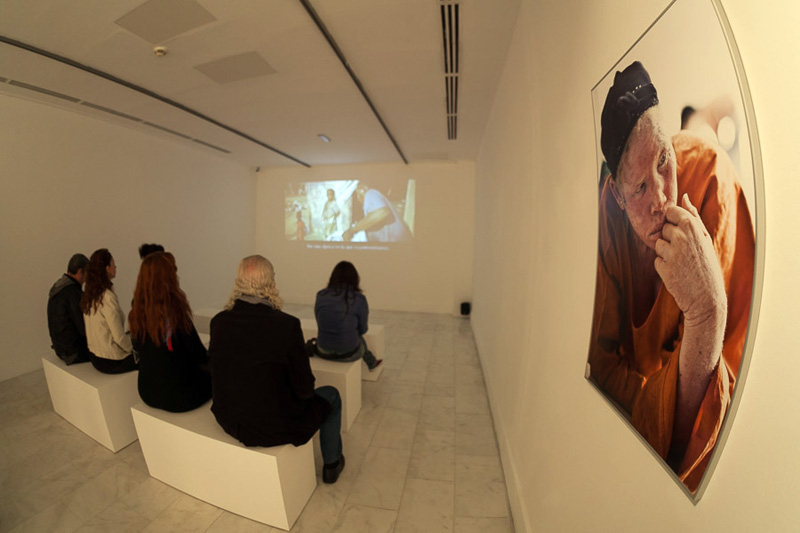 Casa África muestra la realidad de la vida de los albinos en Senegal con una exposición fotográfica