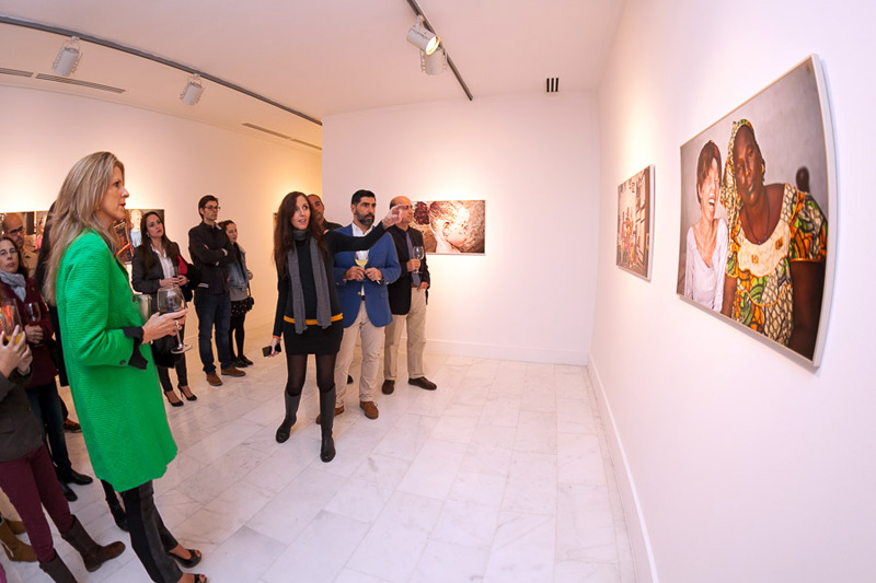 Casa África muestra la realidad de la vida de los albinos en Senegal con una exposición fotográfica