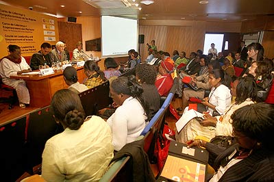 Comienza el 'I Seminario de Liderazgo y Empoderamiento de las Mujeres' en Casa África