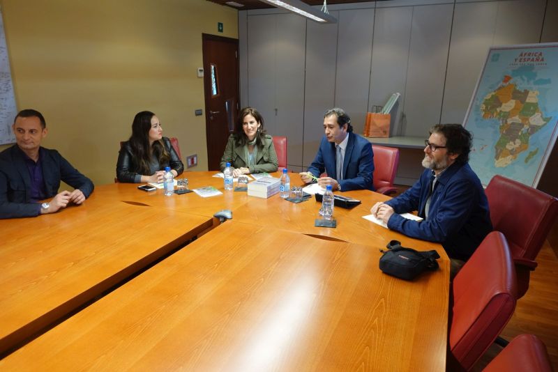 Visita de la Segunda Jefatura y del Consejero Cultural de la Embajada de España en Mauritania