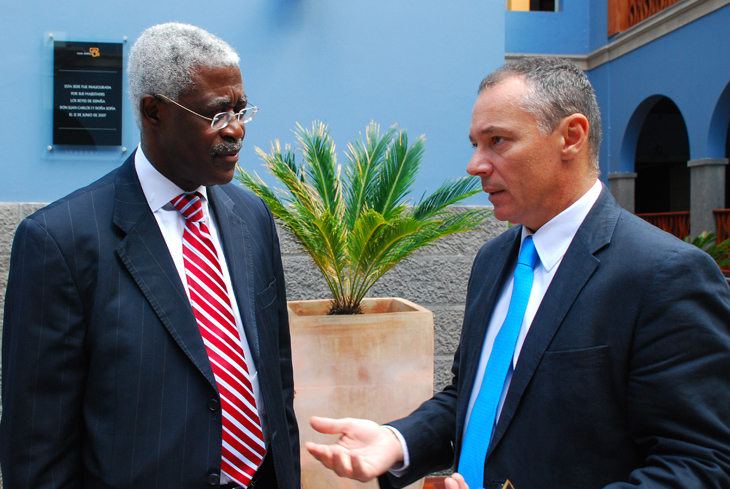 El ex embajador de Ghana en Estados Unidos visita Casa África
