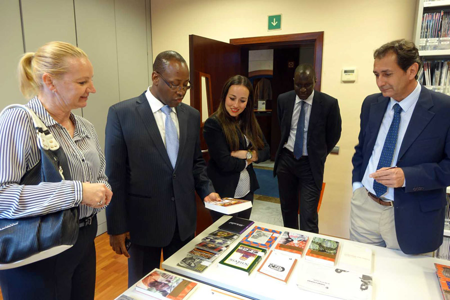 El embajador de Senegal en España visita Casa África