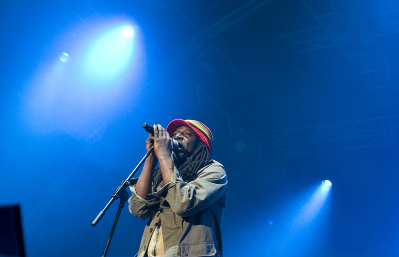 Más de 16.000 personas se despiden de África Vive en Madrid con Salif Keita, Alpha Blondy y Konono nº1