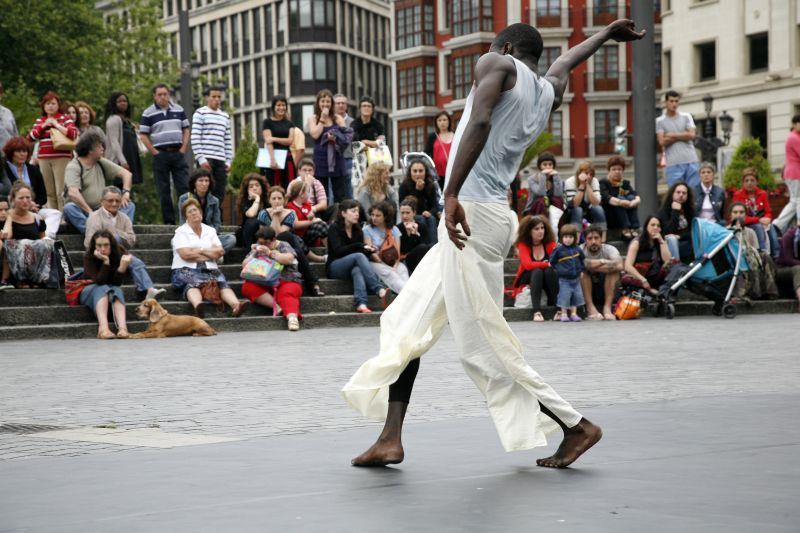Bilbao y Vitoria se colmaron de actividades de África Vive