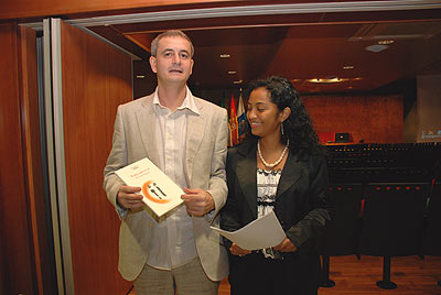 La poesía hispanocamerunesa brilla en Casa África