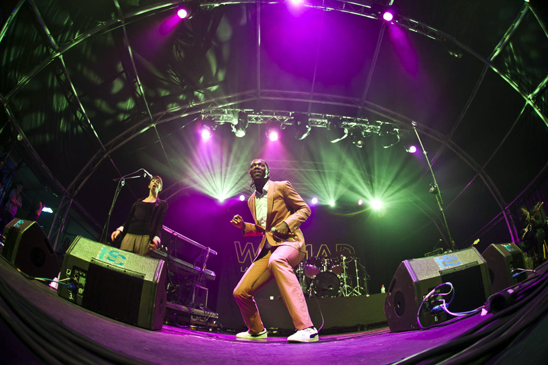 Khaled y Baloji congregan a más de 20.000 personas en la Fiesta Womad
