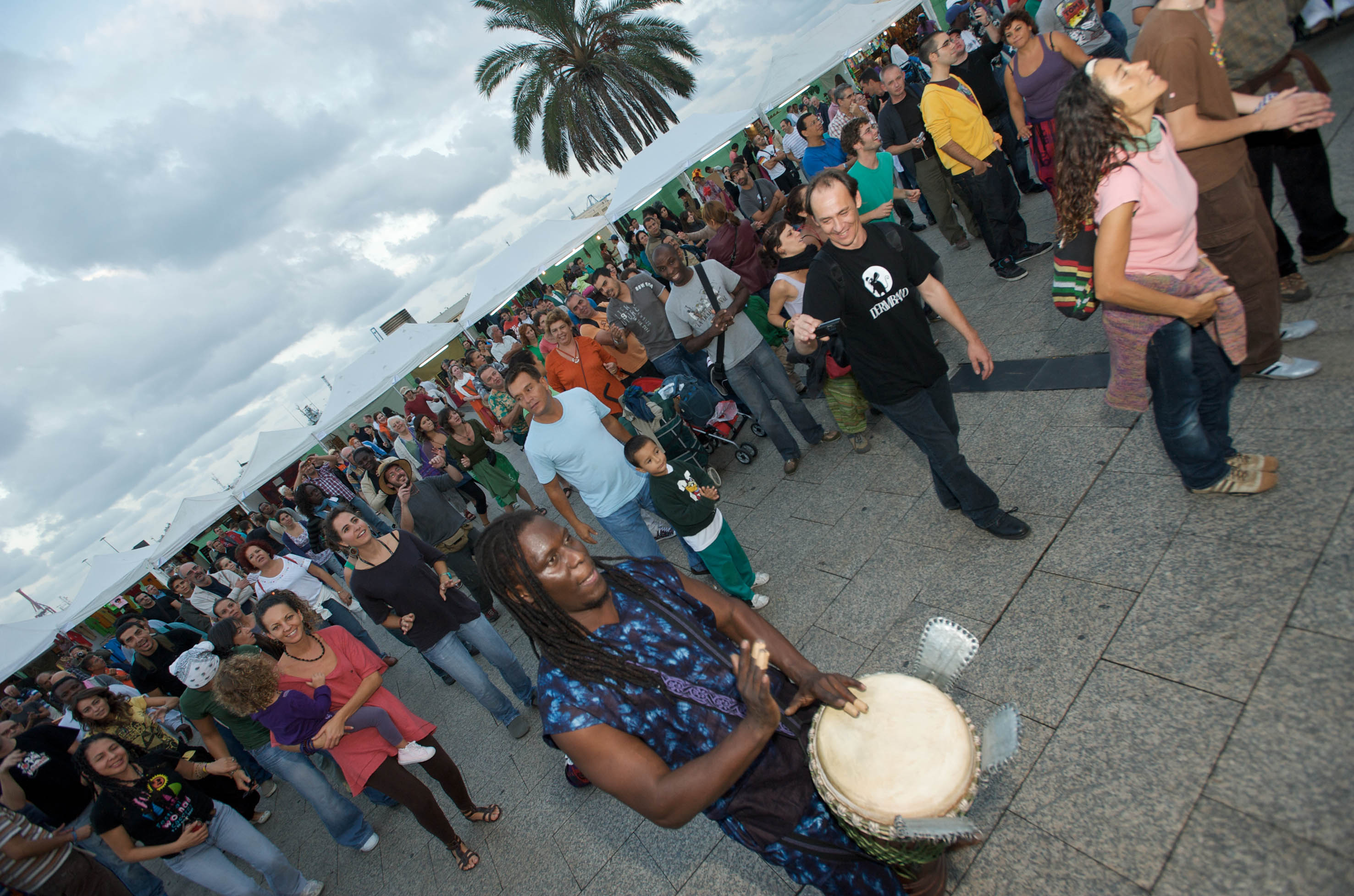 La 15ª edición del WOMAD Las Palmas de Gran Canaria arranca con ritmos africanos