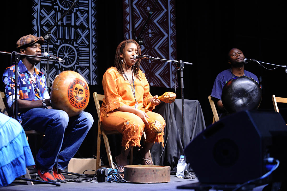 La maliense Oumou Sangaré cierra la edición más africana del WOMAD