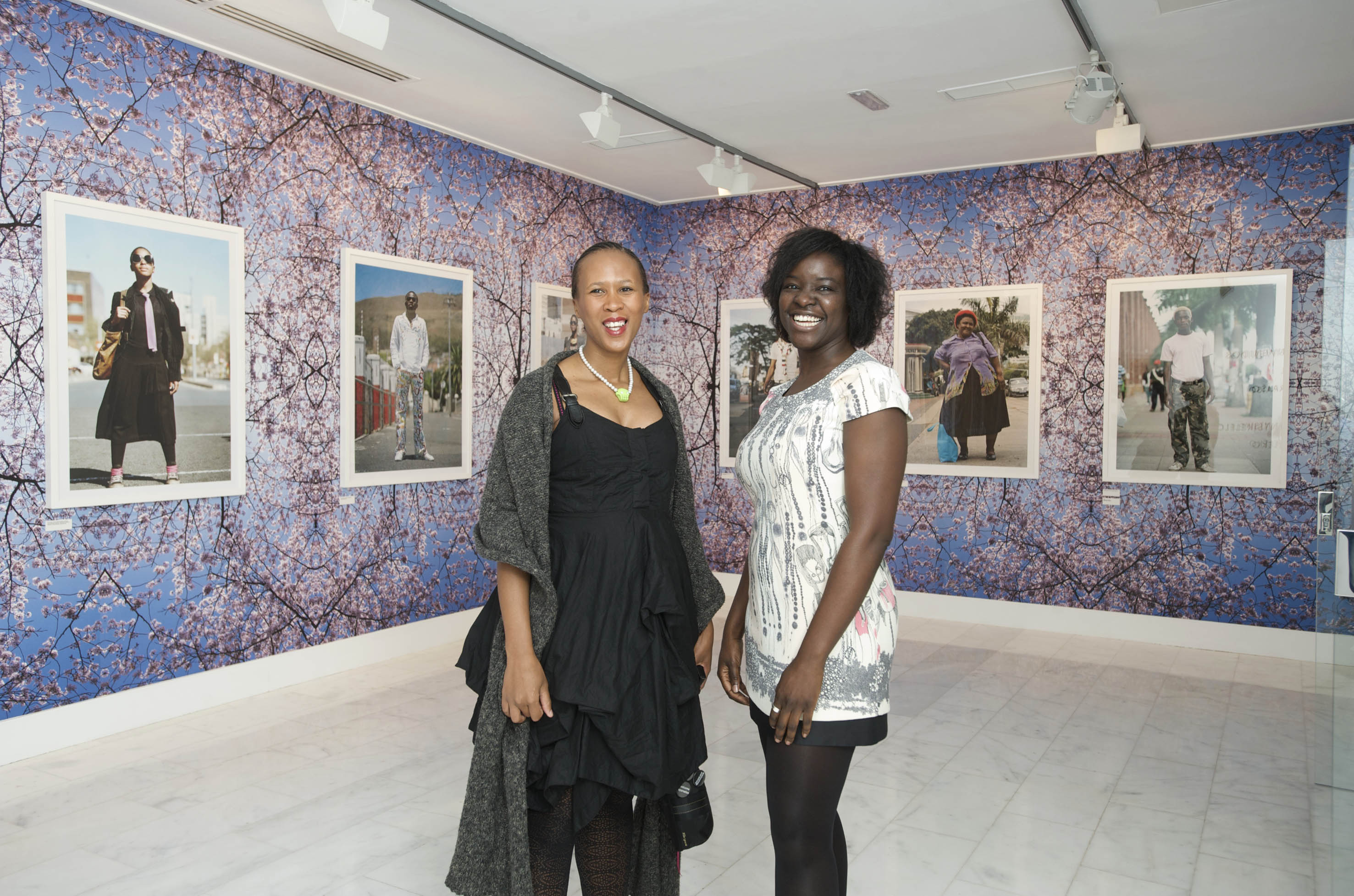 Casa África inaugura una retrospectiva de la fotógrafa surafricana Nontsikelelo Veleko con material inédito realizado en Canarias