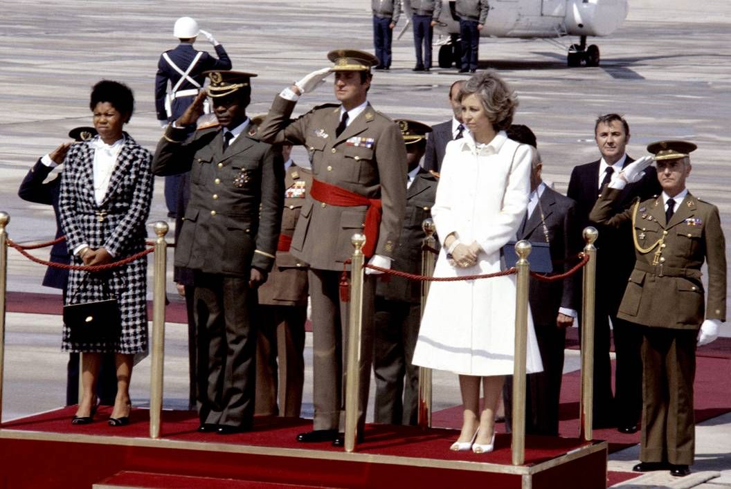 Casa África cierra en Malabo y Bata las celebraciones de los 50 años de independencia de Guinea Ecuatorial con una exposición de fotografías históricas de la Agencia EFE