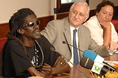 Concierto de Babacar Dieng & Diengoz y Cheikh Lô