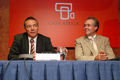 Giner Abati da una conferencia sobre su última expedición en Casa África