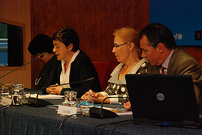 Unicef presenta 'El Estado de la Infancia en África 2008' en Casa África