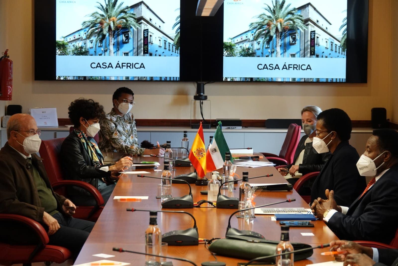 El embajador de Guinea Ecuatorial en España visita Casa África