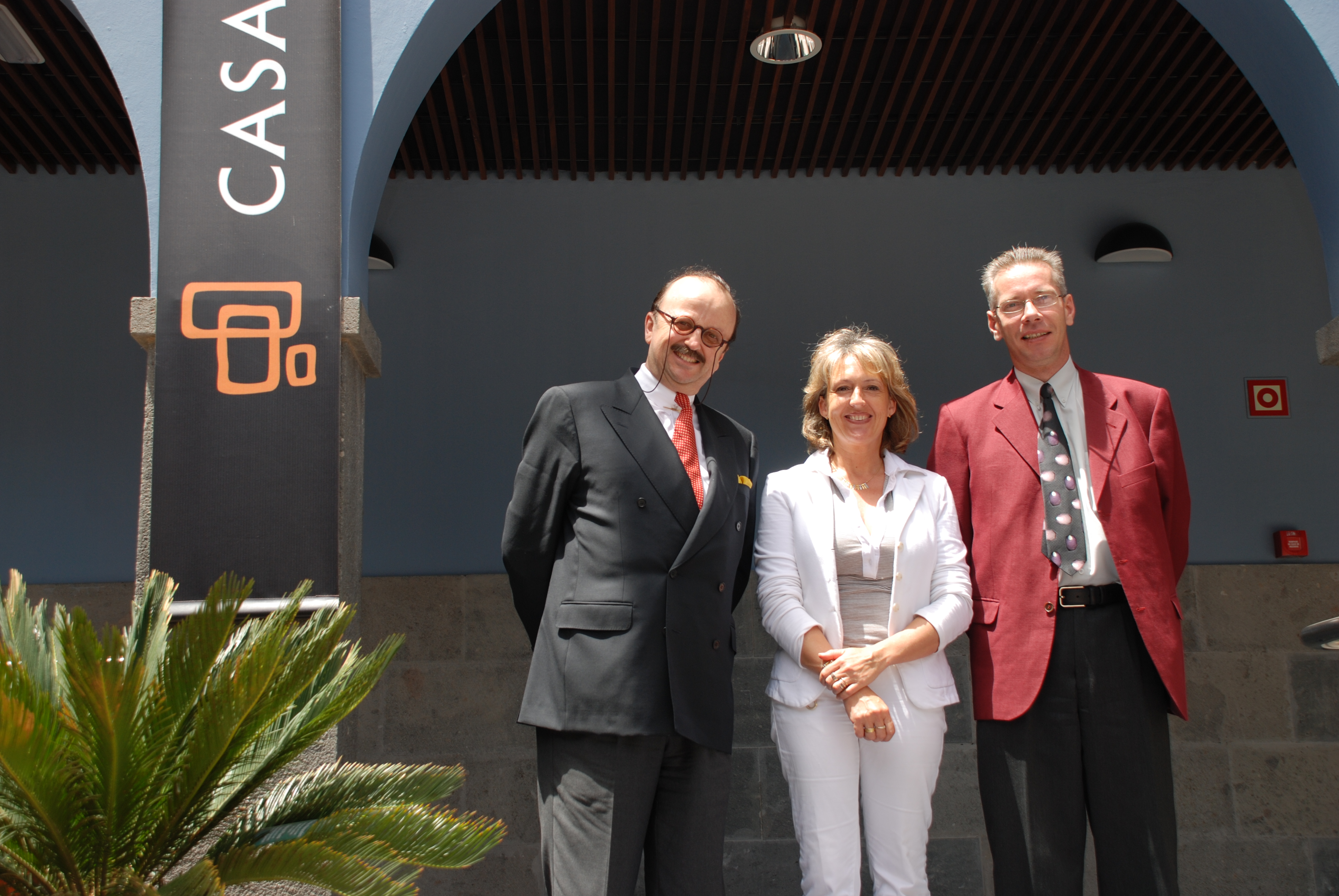 Casa África recibe la visita de representantes diplomáticos de Suiza