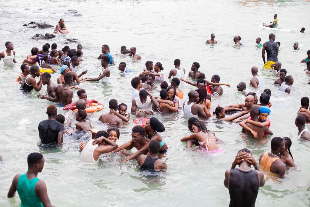 Tercer premio: La playa de los abrazos