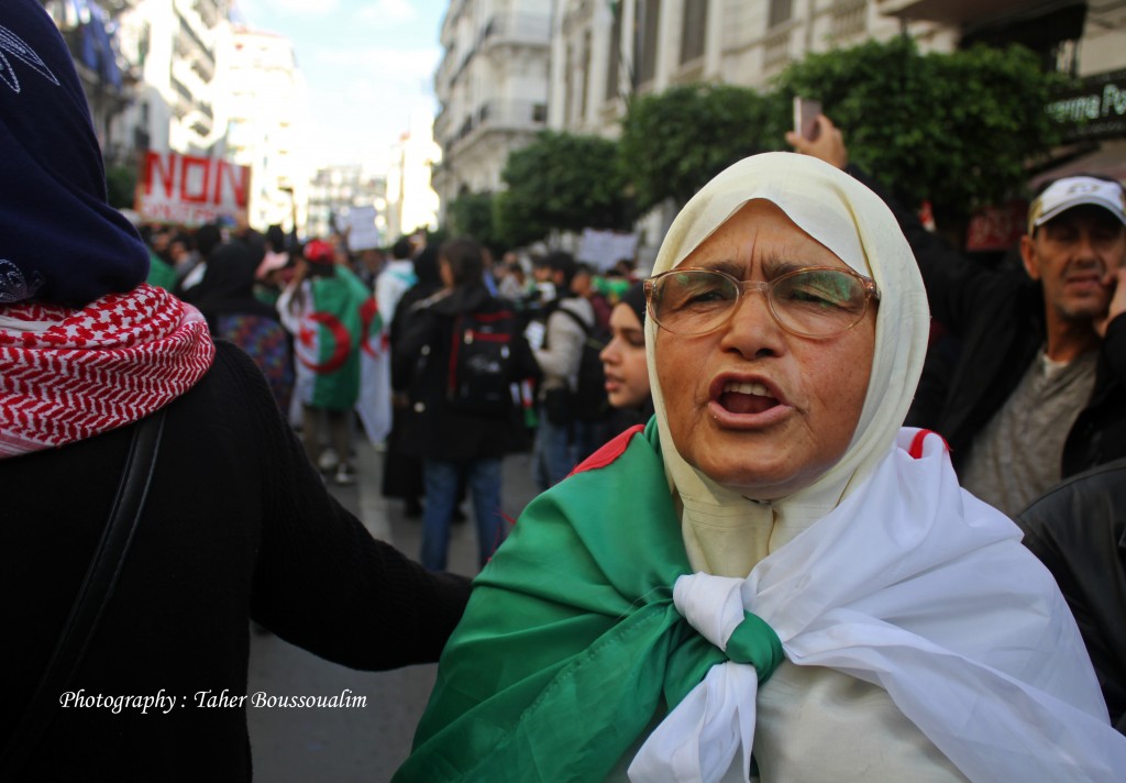 Marche pacifique d'alger