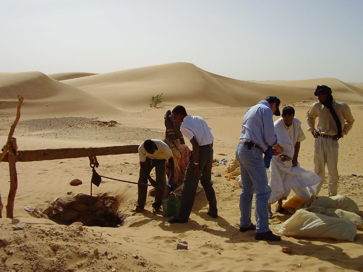 4.	Imágenes del pozo de Chinguetti, Mauritania