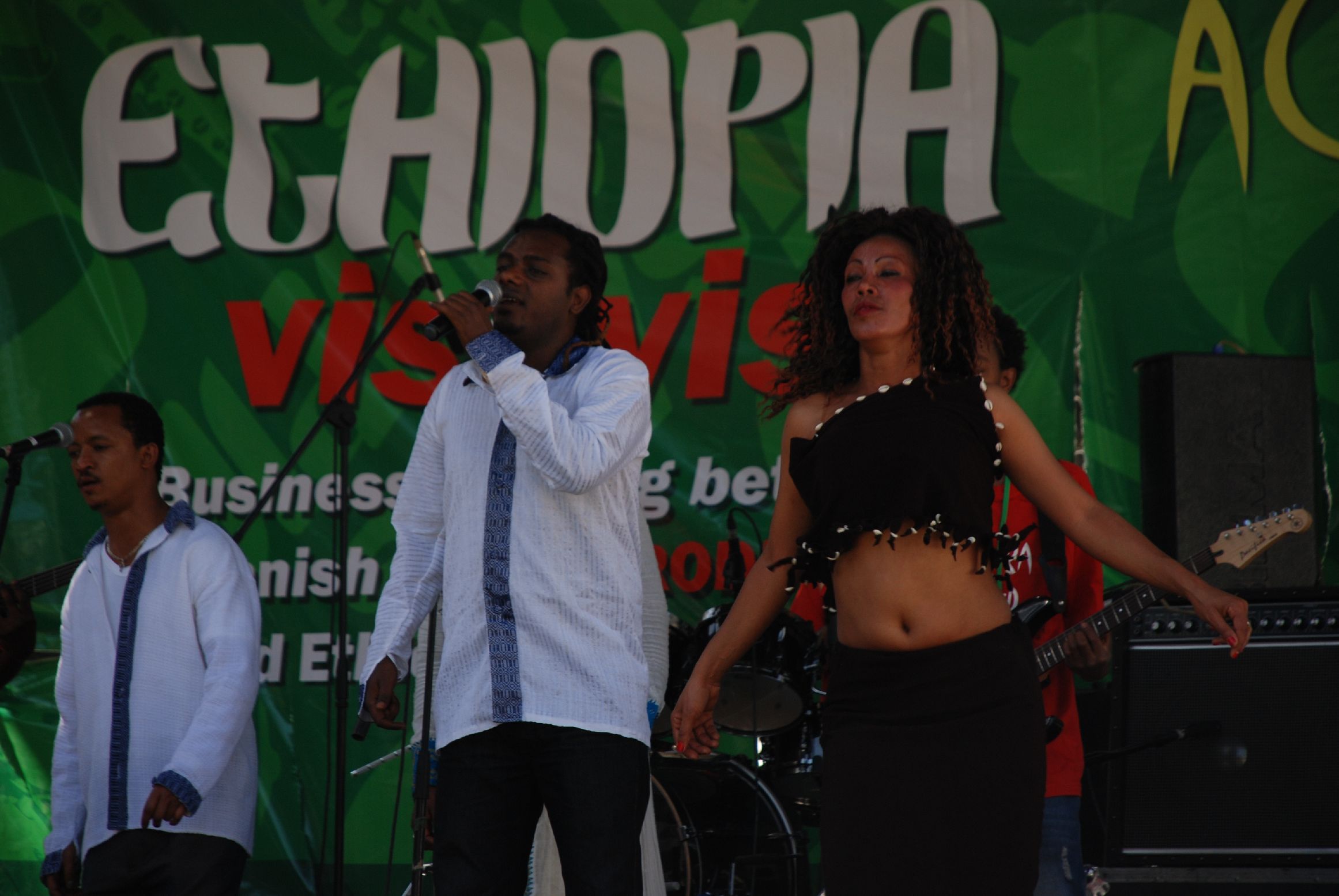 7. Actuación de Ethiocolor en el programa Ethiopia vis a vis organizado por Casa África