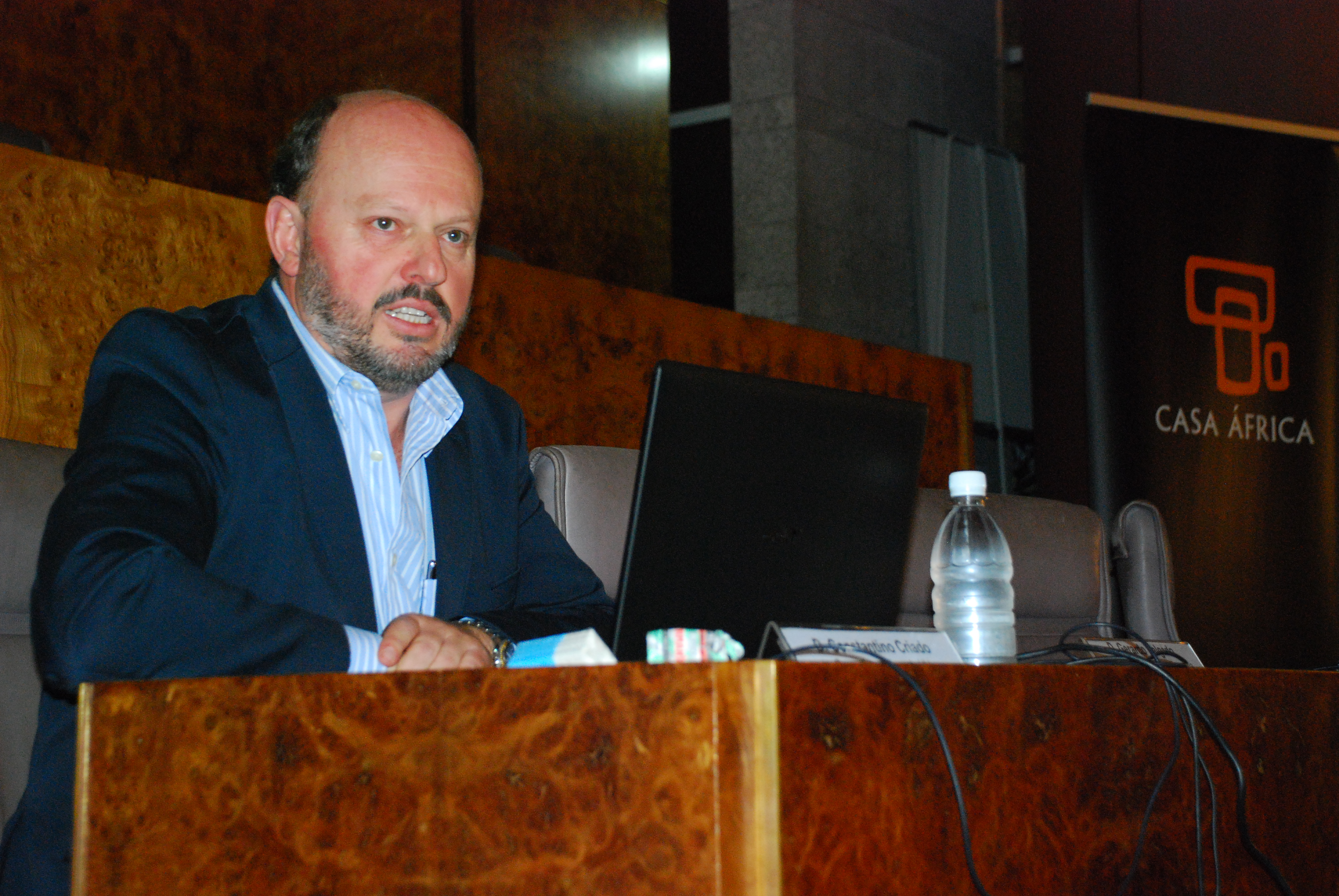 8. Intervención de Constantino Criado Hernández, traductor de la edición en castellano de la publicación