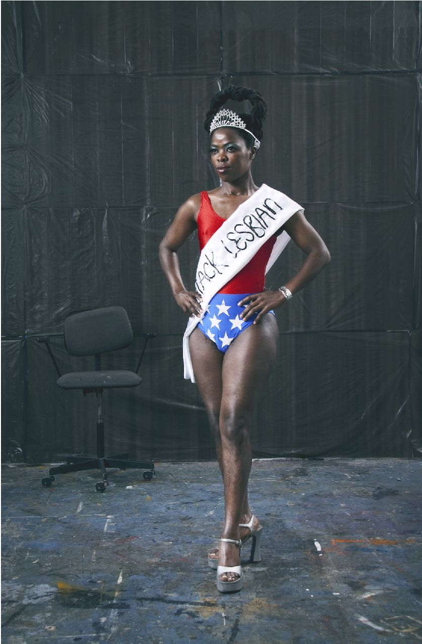 5. Miss Lesbian I - Serie Self