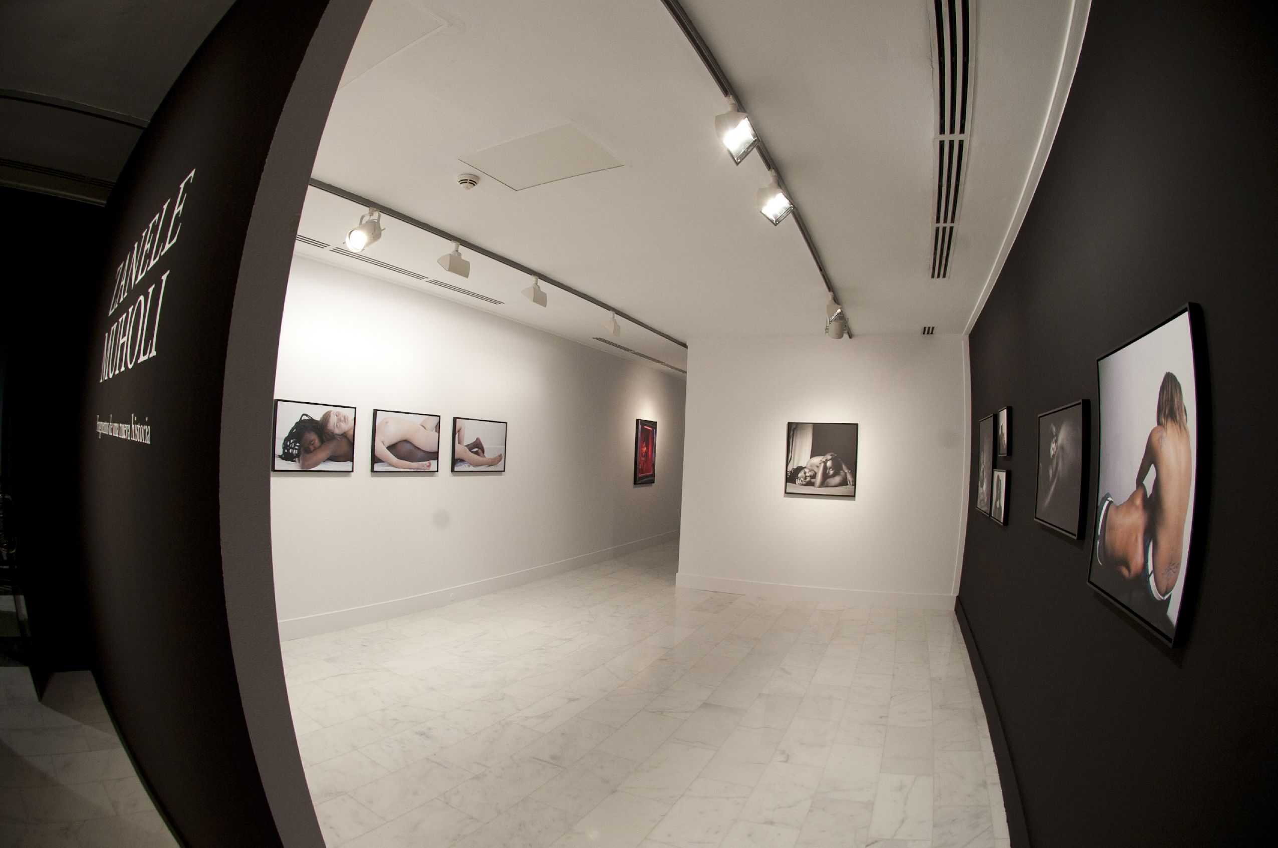 46. Inauguración de la exposición ‘Fragmentos de una nueva historia’ de Zanele Muholi en Casa África