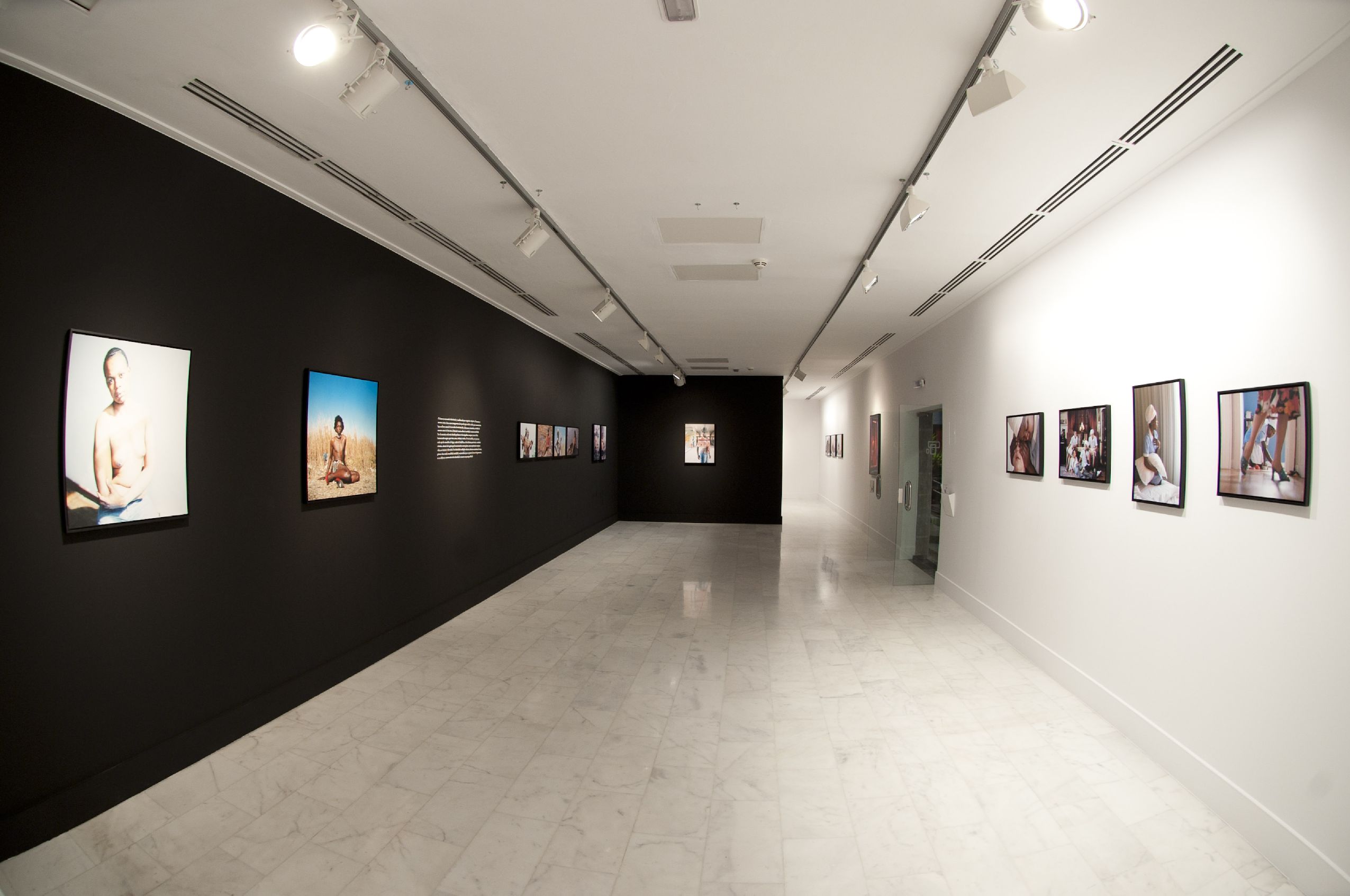 48. Inauguración de la exposición ‘Fragmentos de una nueva historia’ de Zanele Muholi en Casa África