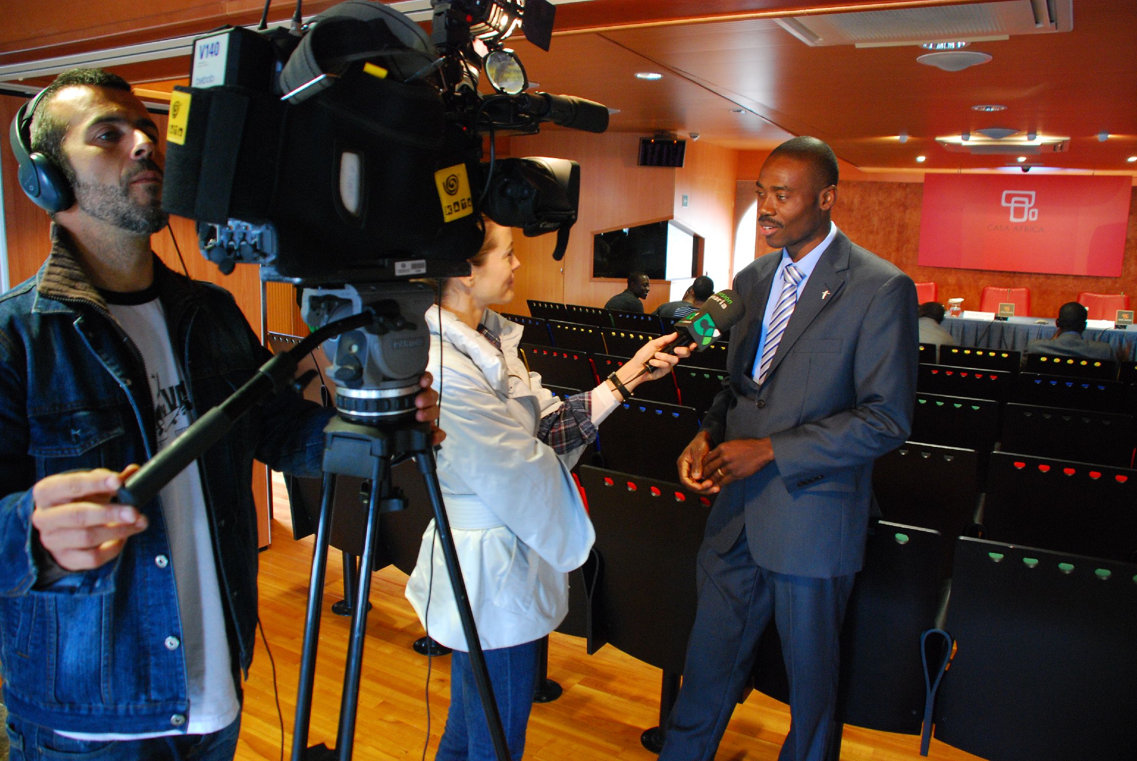 9. Declaraciones de Jude Omoregie -Presidente de la Federación de Asociaciones Africanas en Canarias (FAAC)- en la firma del convenio de colaboración