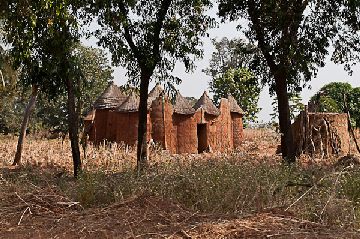 23. Regreso de Pendjari. Boukoumbe,TataSomba