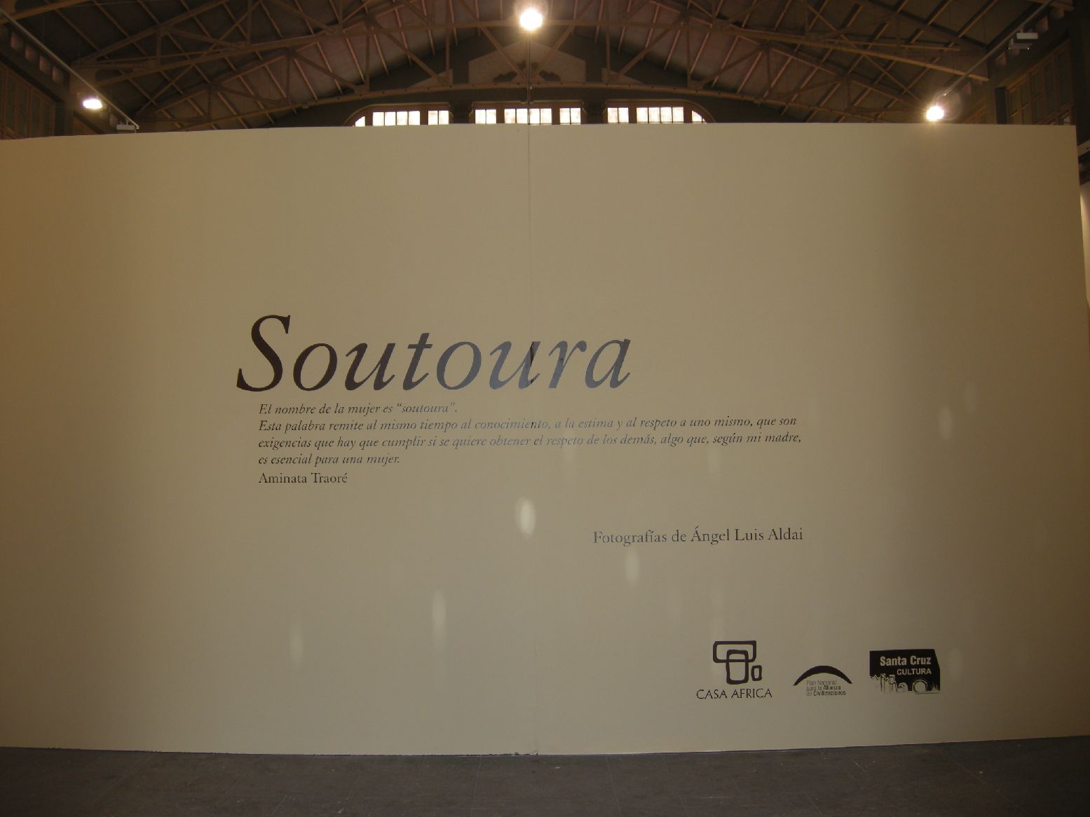 1. Imágenes de la exposición Soutoura en la Recova, Santa Cruz de Tenerife