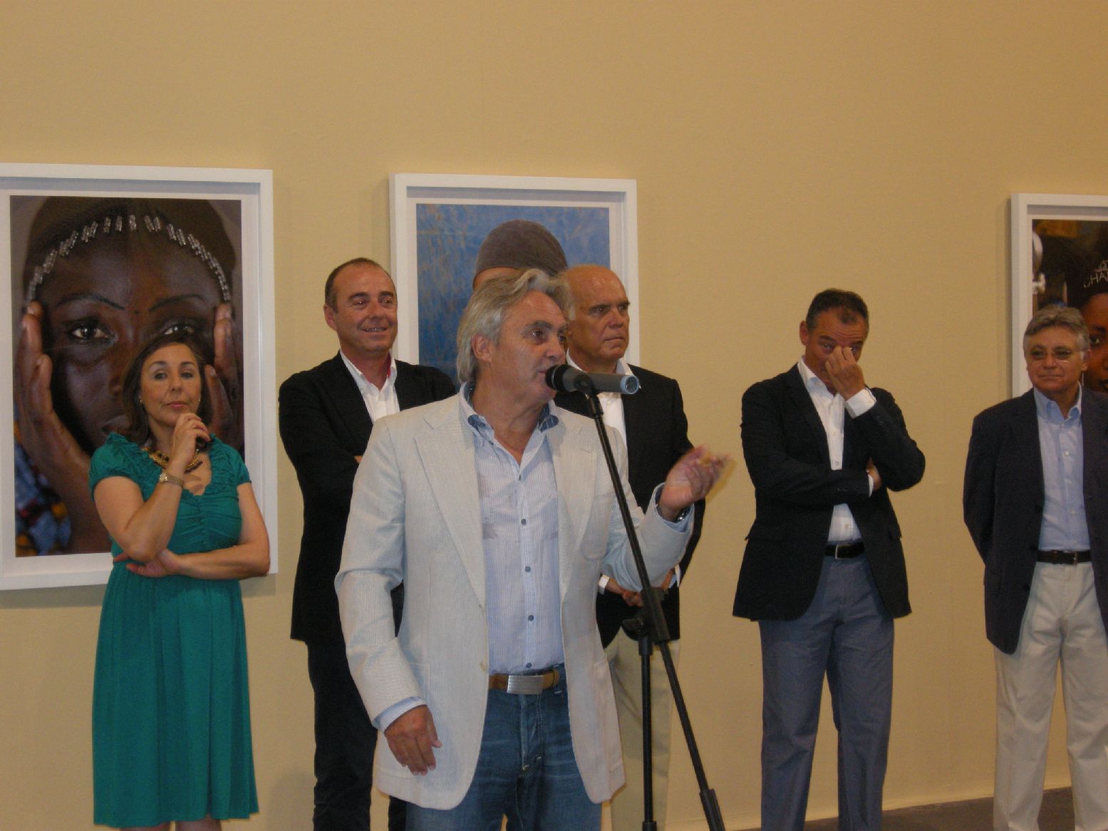 26. Ángel Luis Aldai en la presentación de la exposición Soutoura