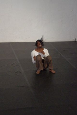 17. Adonis Nébiè -bailarín de Burkina Faso- en la residencia coreográfica en La Gomera