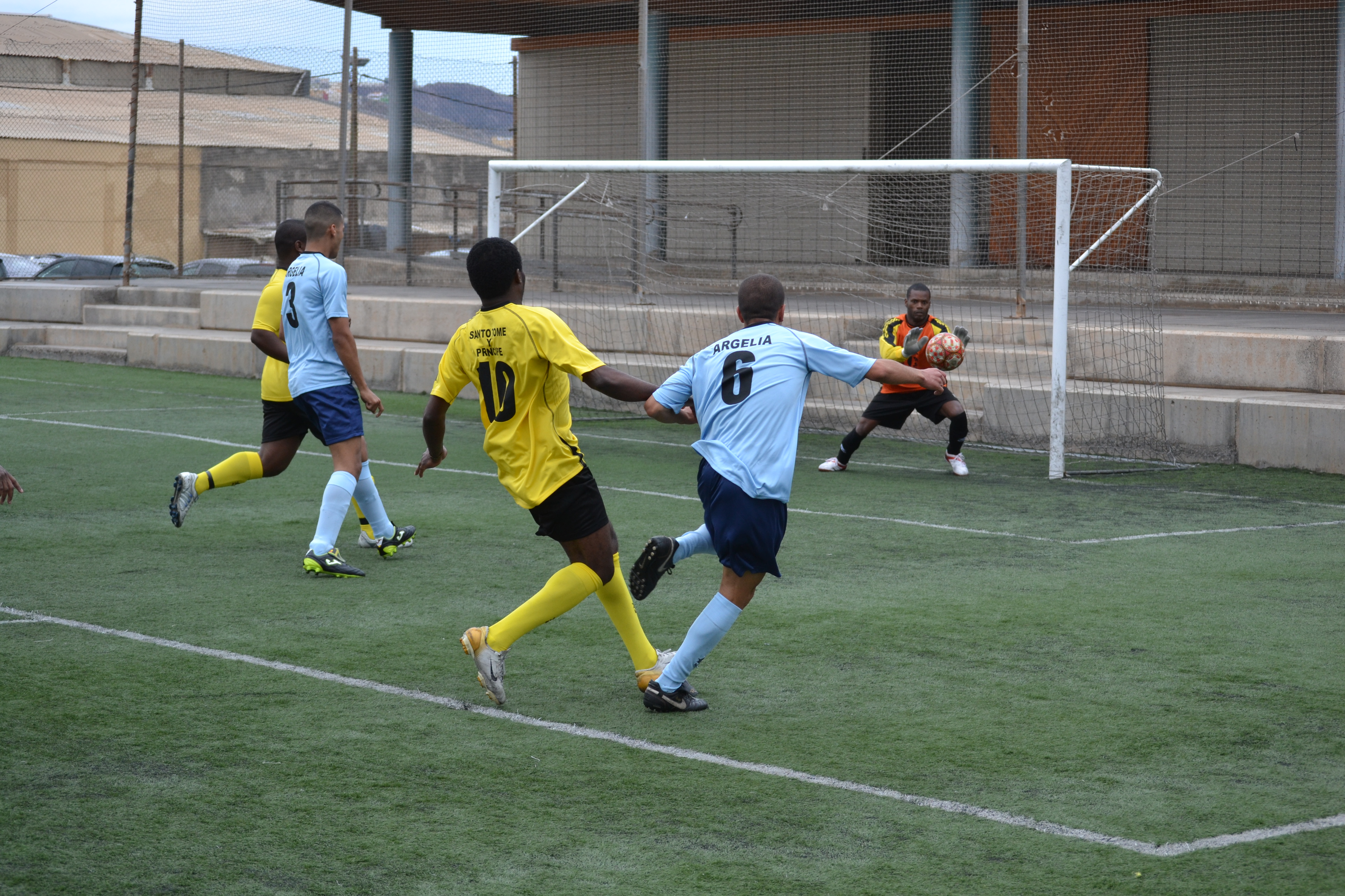 37. Partido entre Argelia y Santo y Príncipe en la Copa África del Torneo África Vive