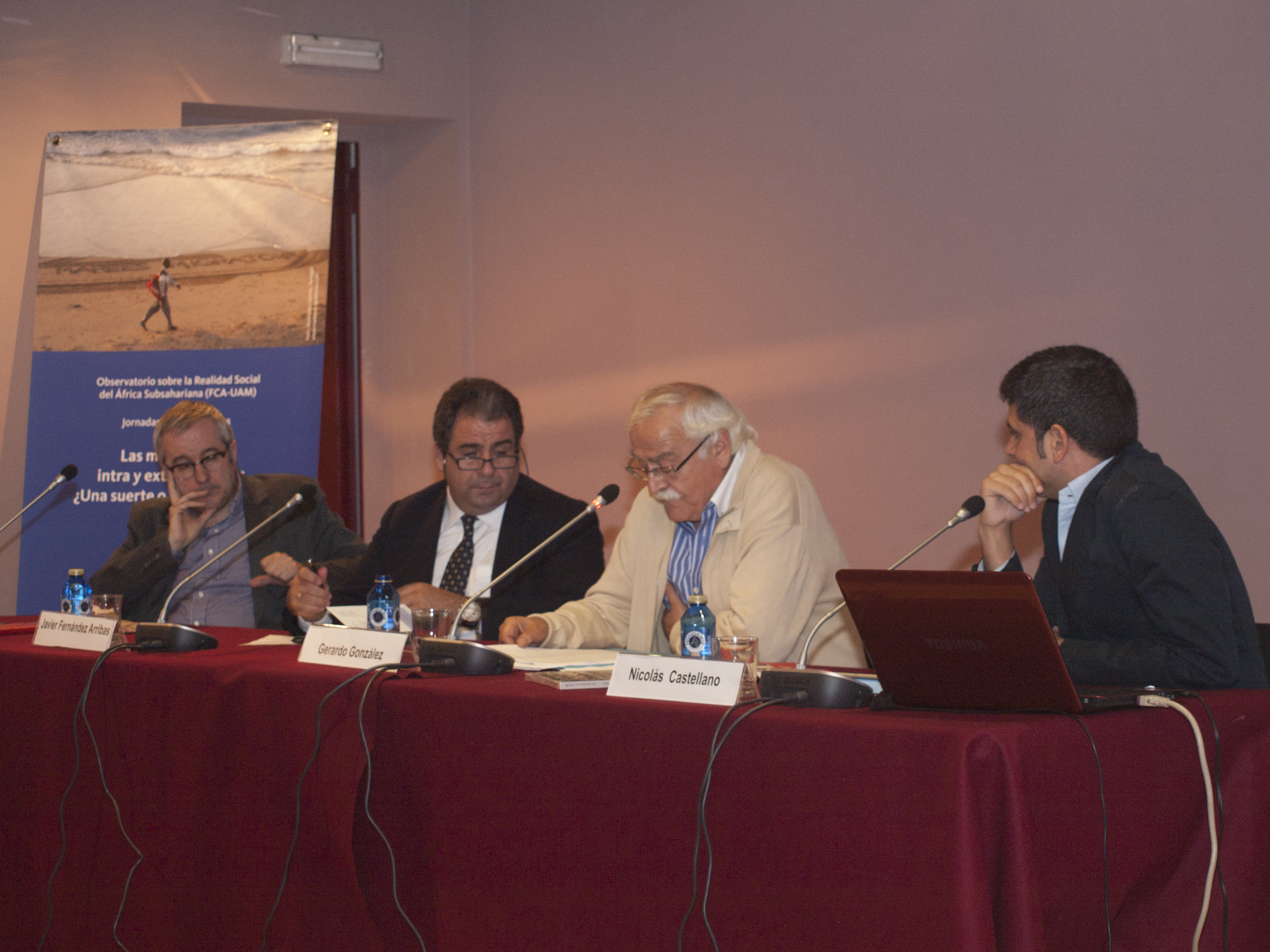 32.  Jornadas internacionales: Las migraciones de África a Europa. ¿Una suerte o una maldición?