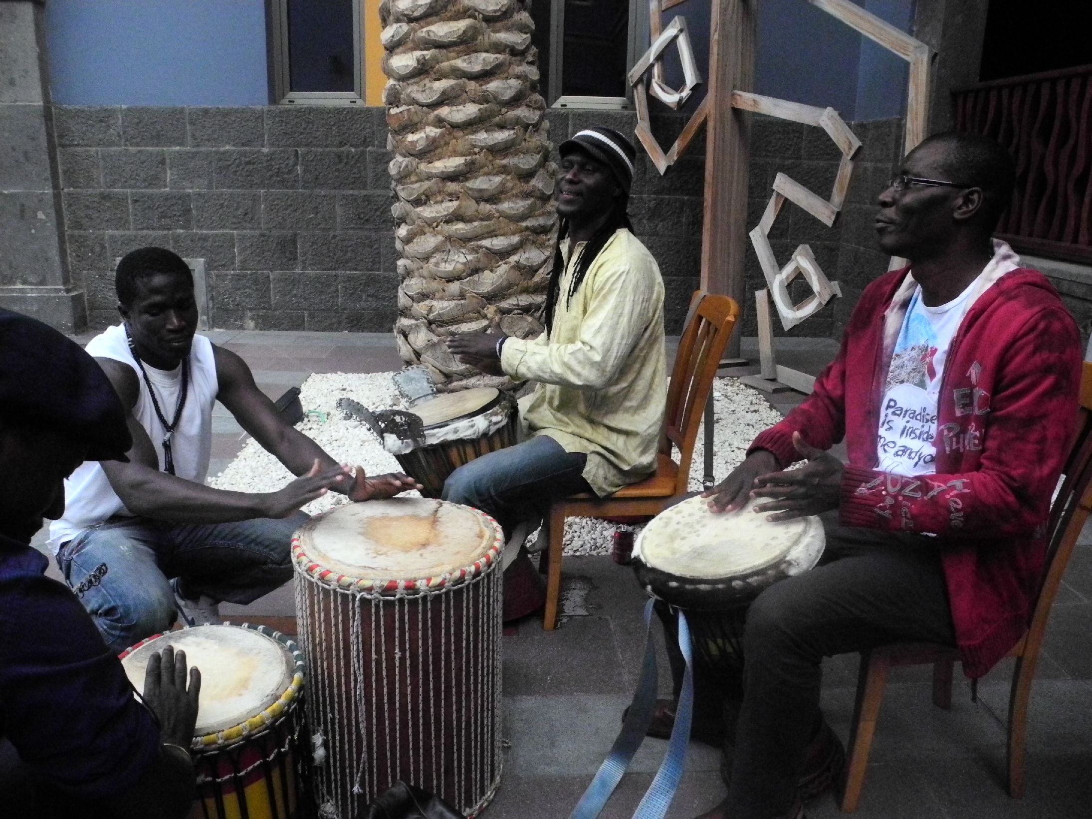3. Taller de danza y percusión africanas en Casa África el Día de África, África Vive 2012