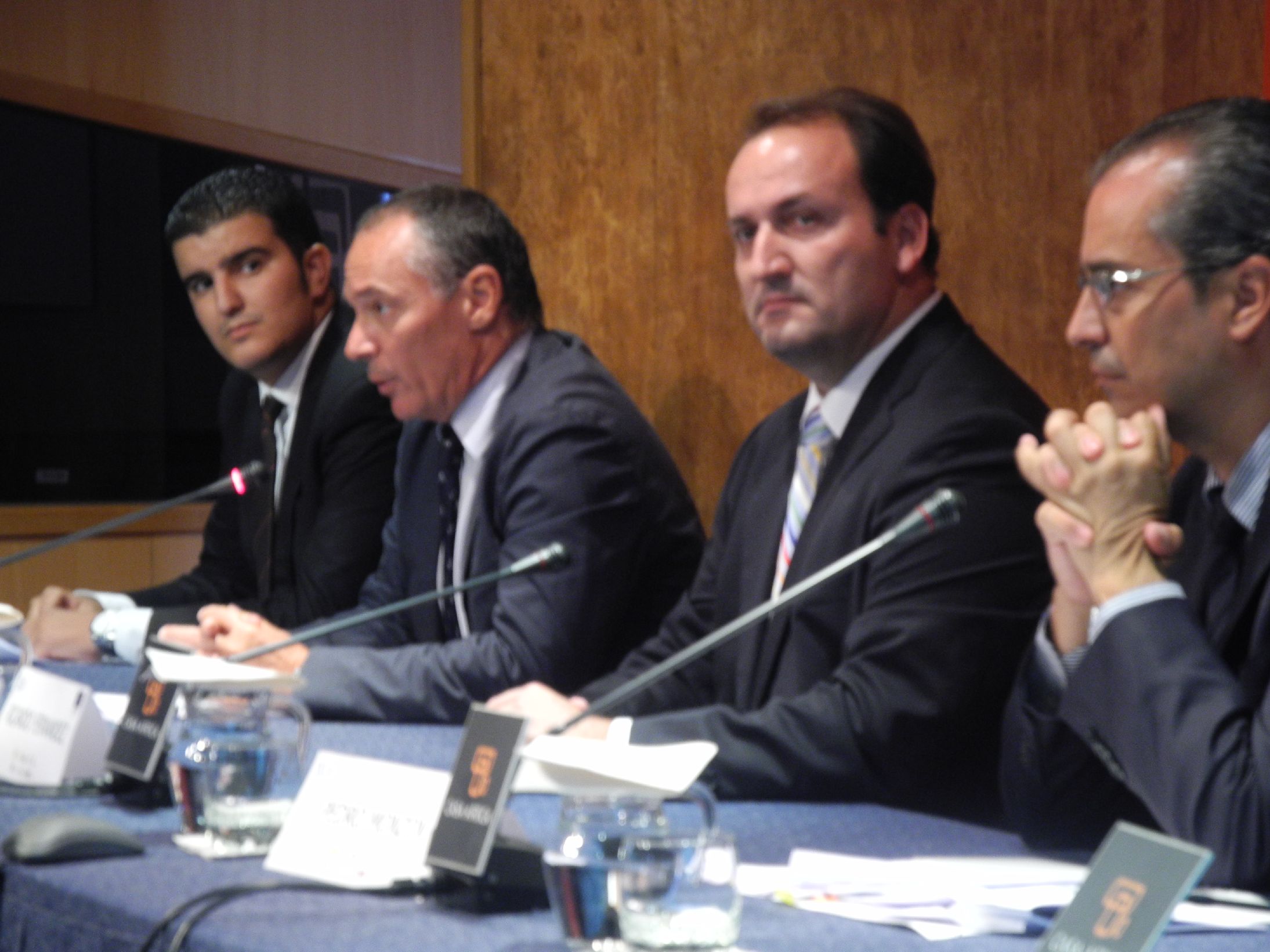2. Mesa de presentación del Encuentro de Operadores Turísticos Canarias - Marruecos en Casa África