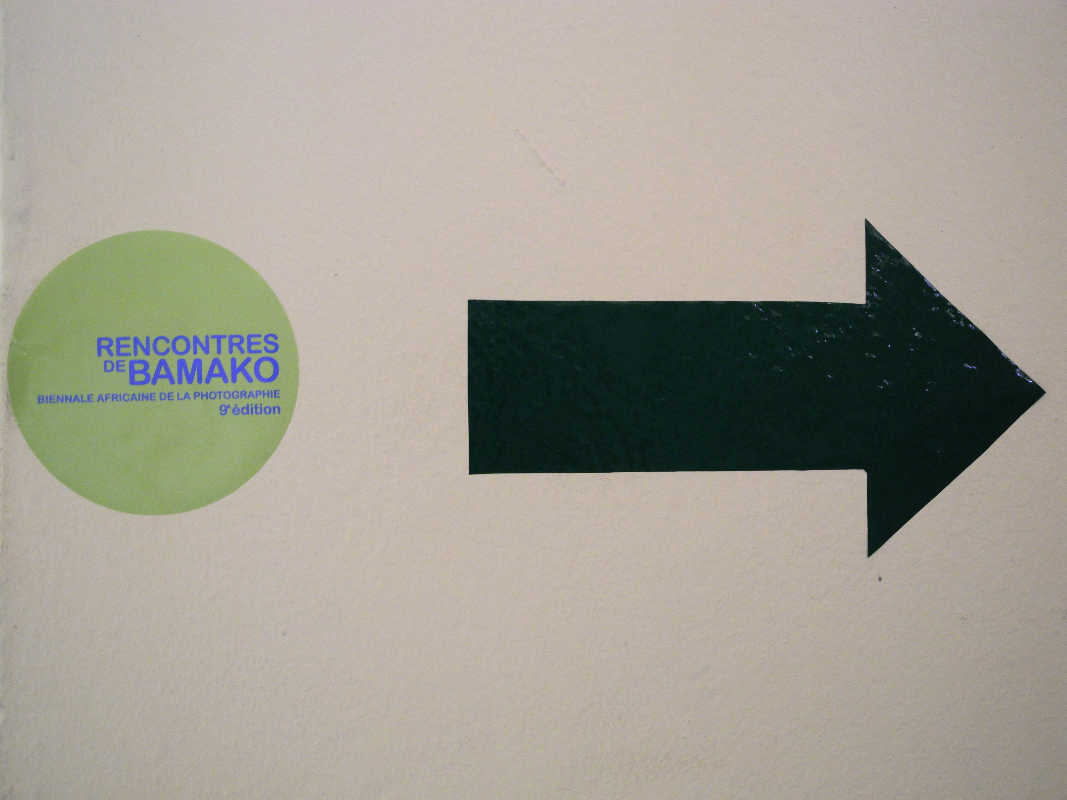 1. Exposición Singularidades organizada por Casa África en la VIII Edición de la Bienal de Fotografía de Bamako, 2011