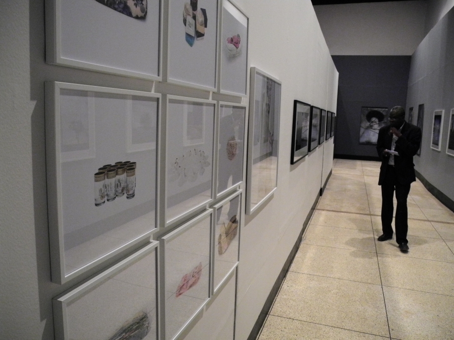 24. Imágenes de la exposición Singularidades organizada por Casa África en la VIII Edición de la Bienal de Fotografía de Bamako, 2011