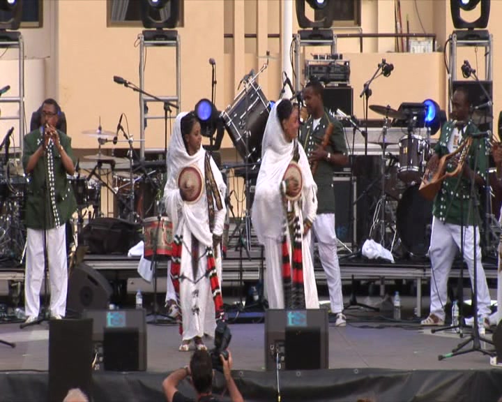 2. Actuación de Ethiocolor en MUMES, 2012