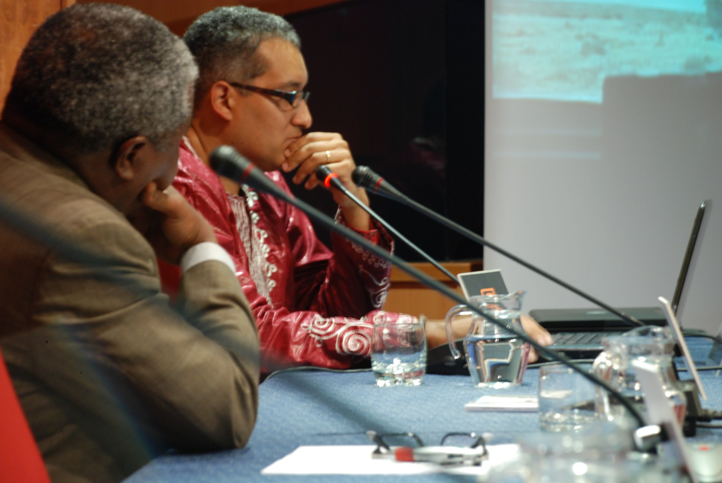 13. Conferencia de Antumi Toasijé -El panafricanismo ante los recientes ataques a la soberanía de los estados africanos en Casa África