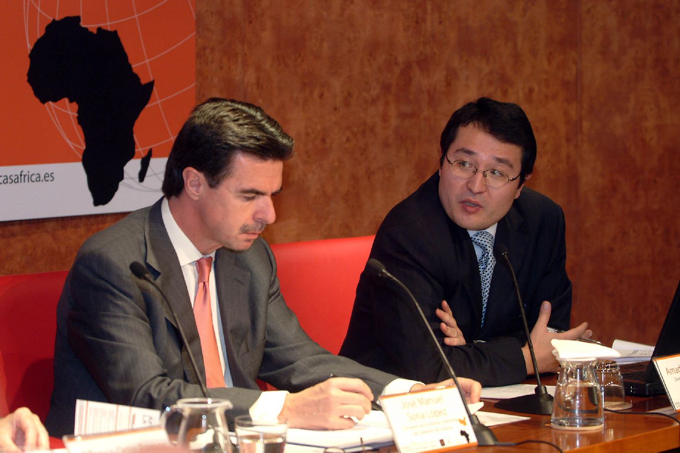 3.  Presentación del Seminario Internacional África, la nueva frontera China, 2007 en Casa África