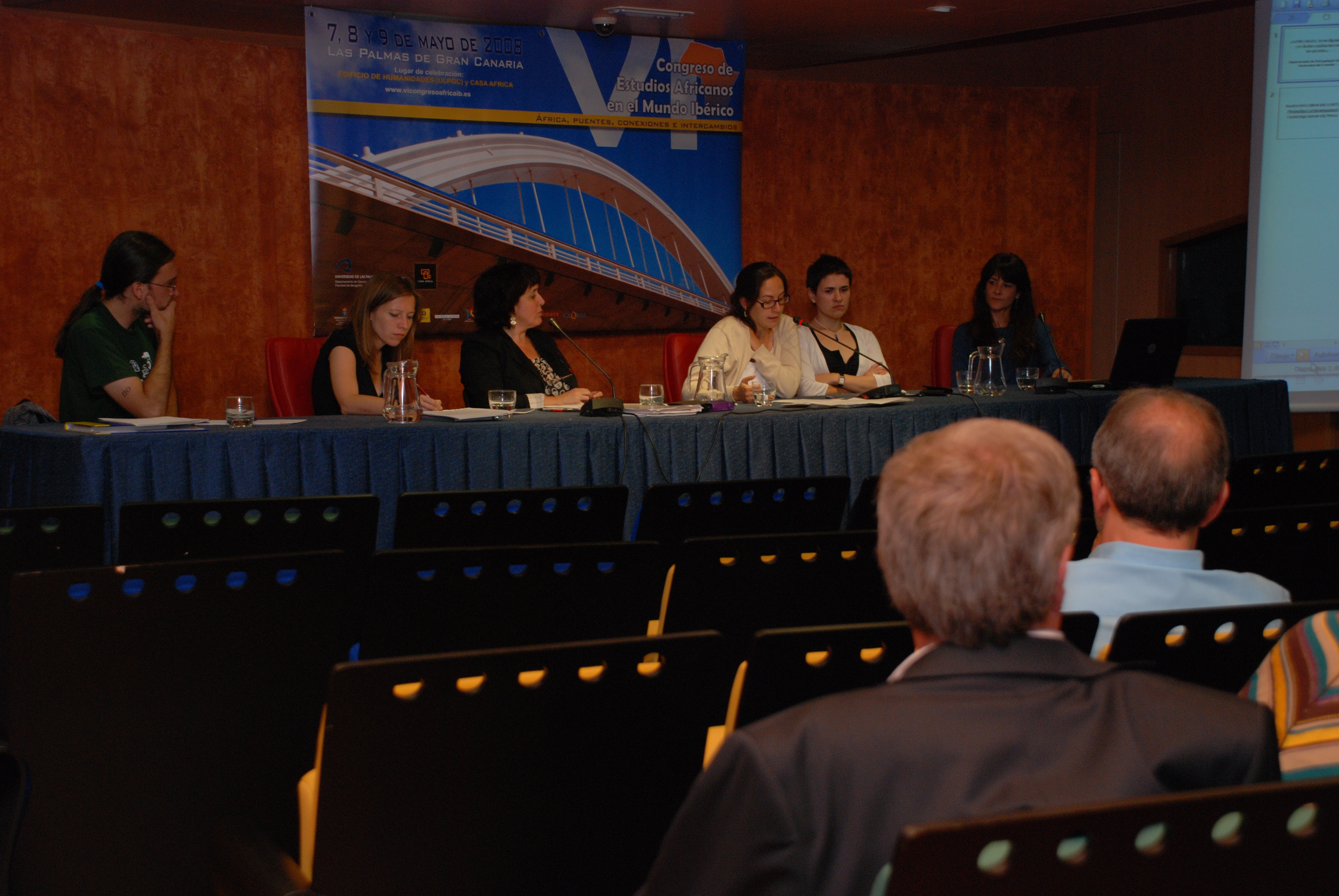 4. Imagen de las presentaciones de VI Congreso de Estudios Africanos en el Mundo Ibérico (2008), en Casa África
