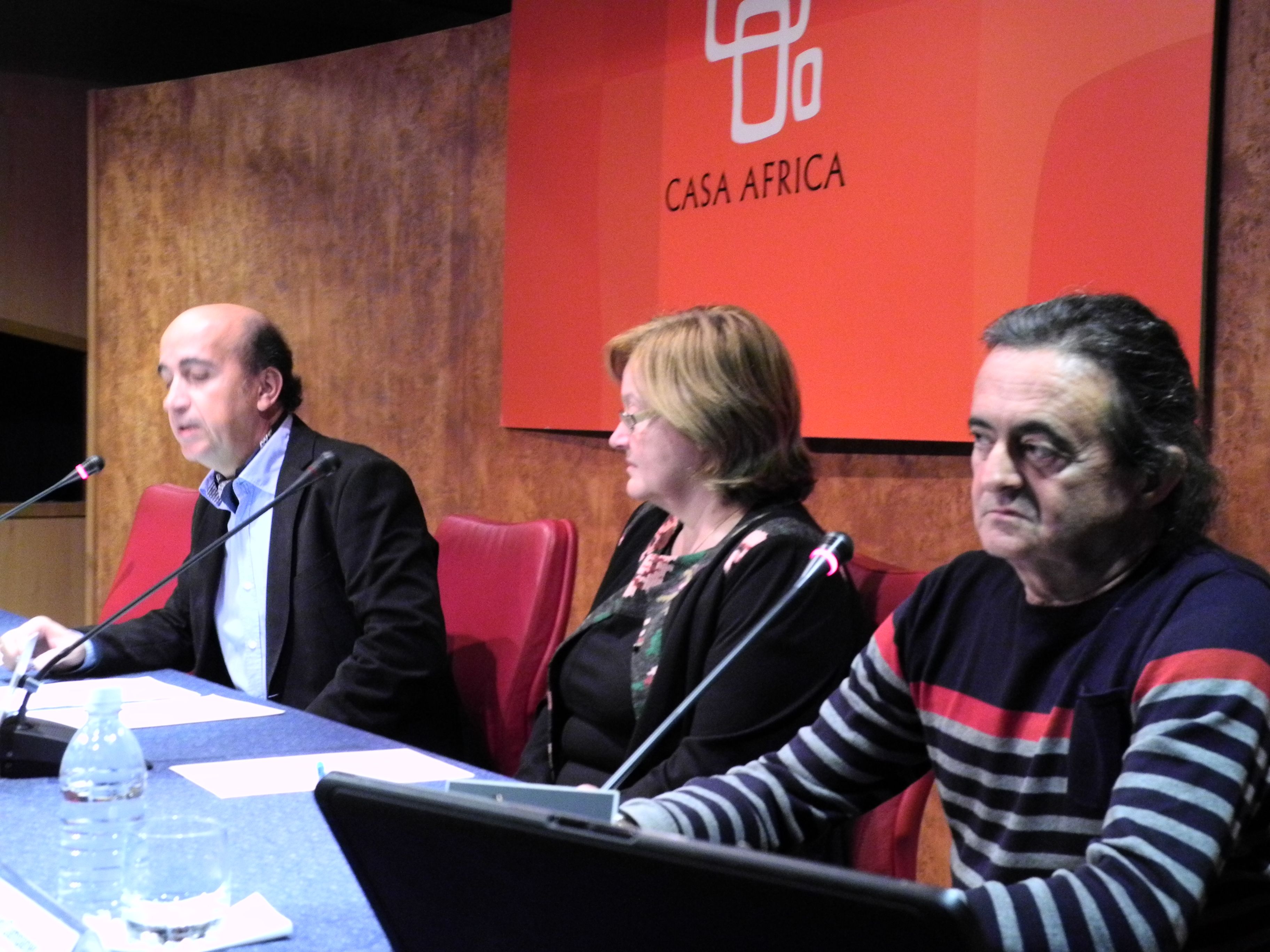4. De izq. a dere.: José Luis Márquez-Gerente de Casa África-, Marilena Navarro -cofundadora de la Fundación Campaner-, y Pep Campaner -Cofundador de la Fundación Campaner-