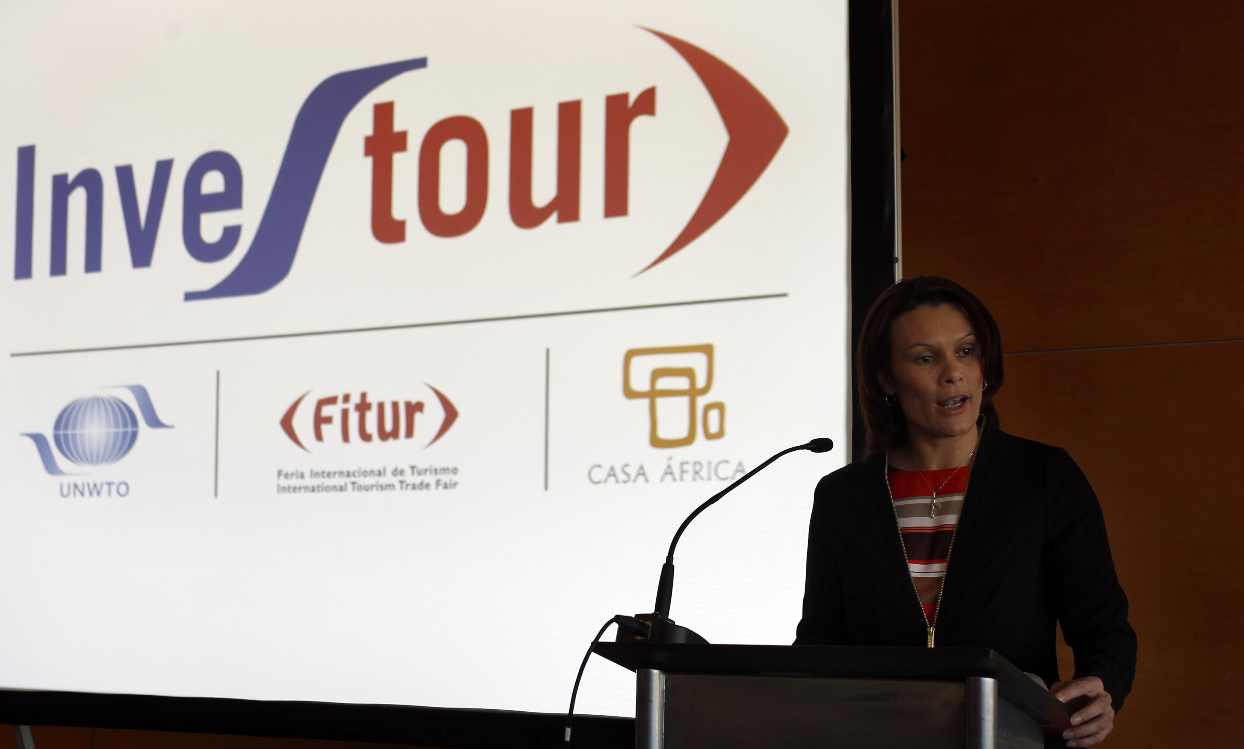 6. Intervención de Elcia Grandcourt, Directora Regional para África de la OMT