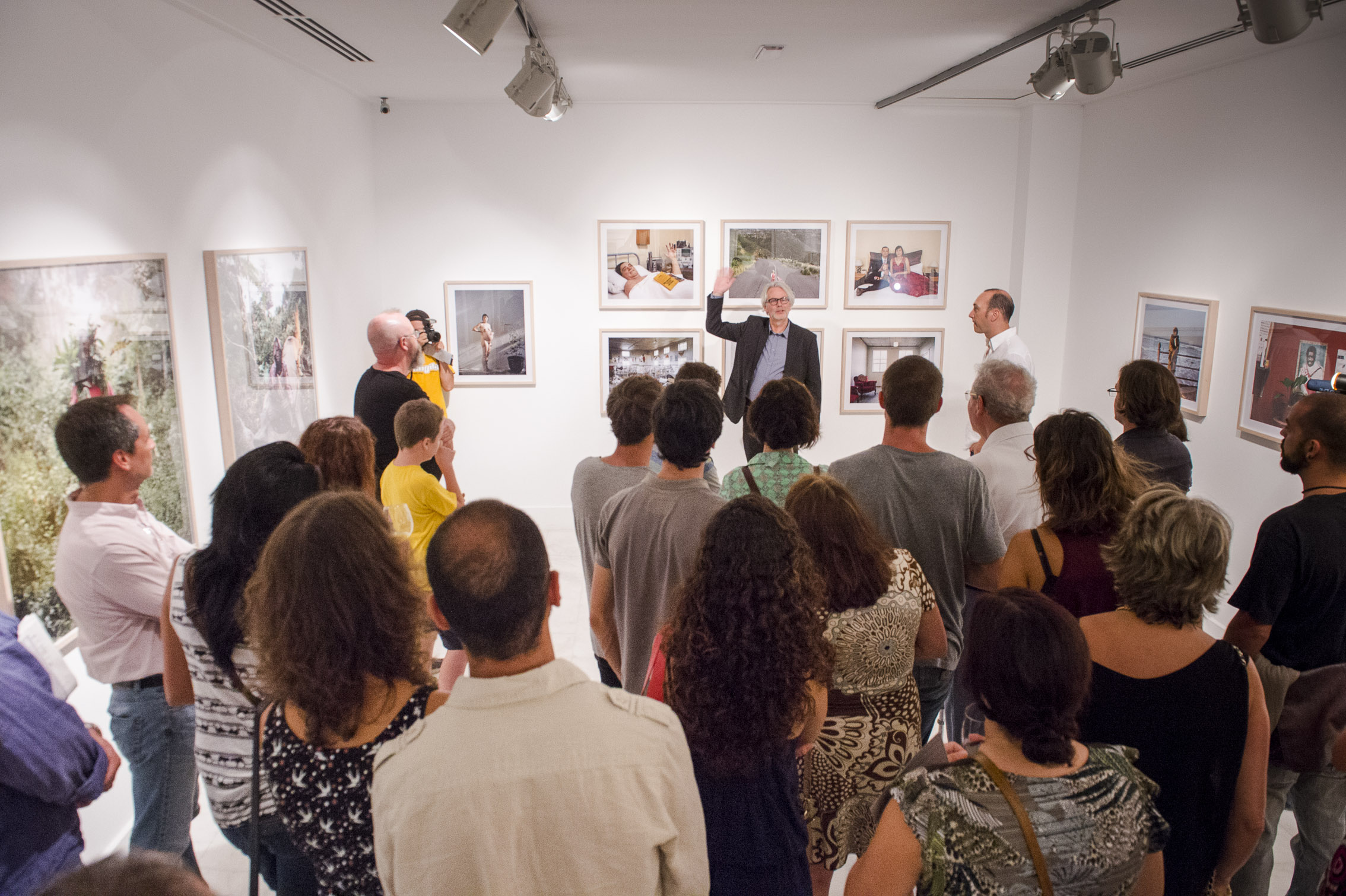 24. Exposición Éste debe ser el lugar de Pieter Hugo en Casa África y Centro Atlántico de Arte Moderno (CAAM)