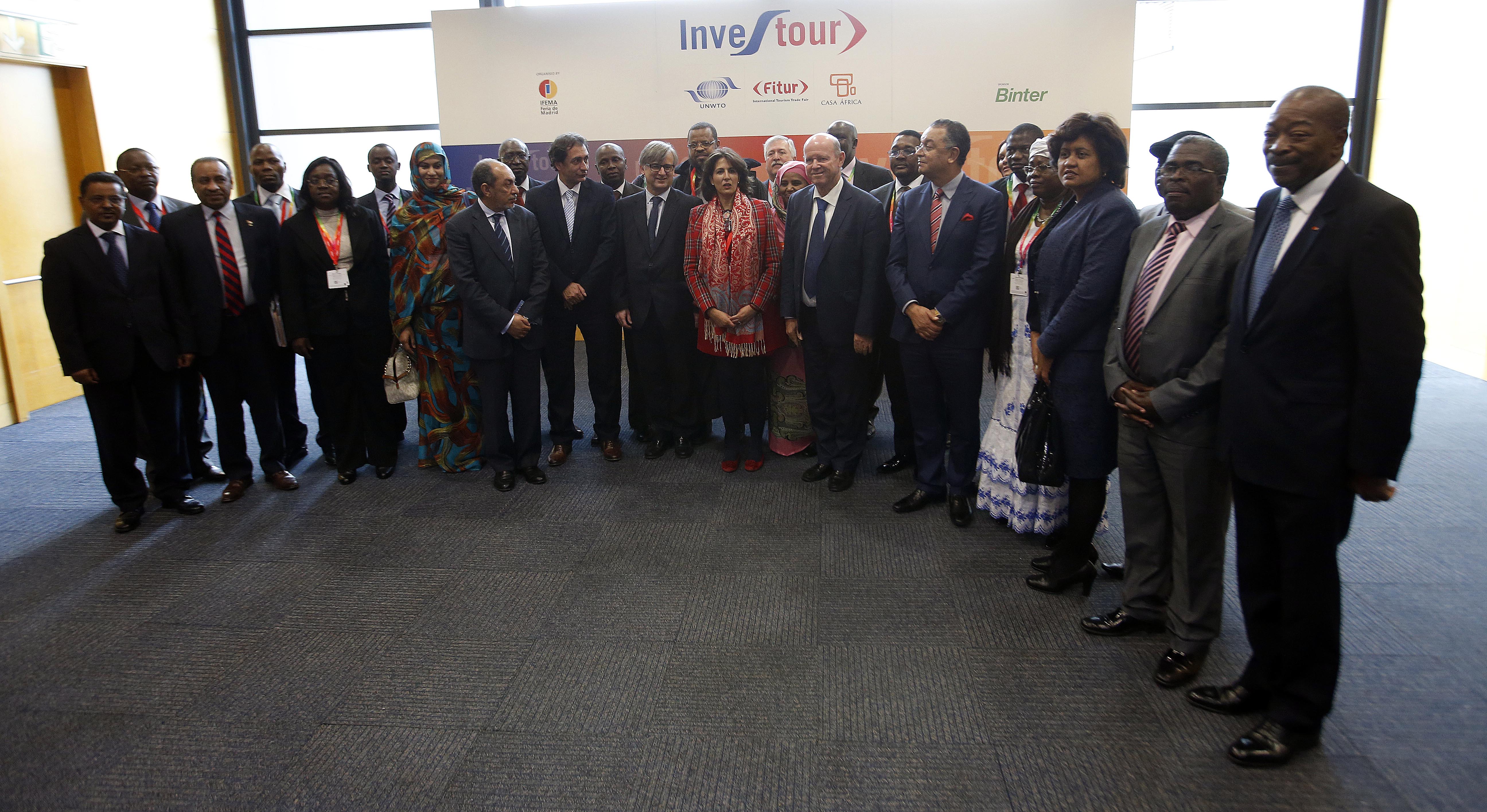 2. Imagen de los participantes en INVESTOUR 2015