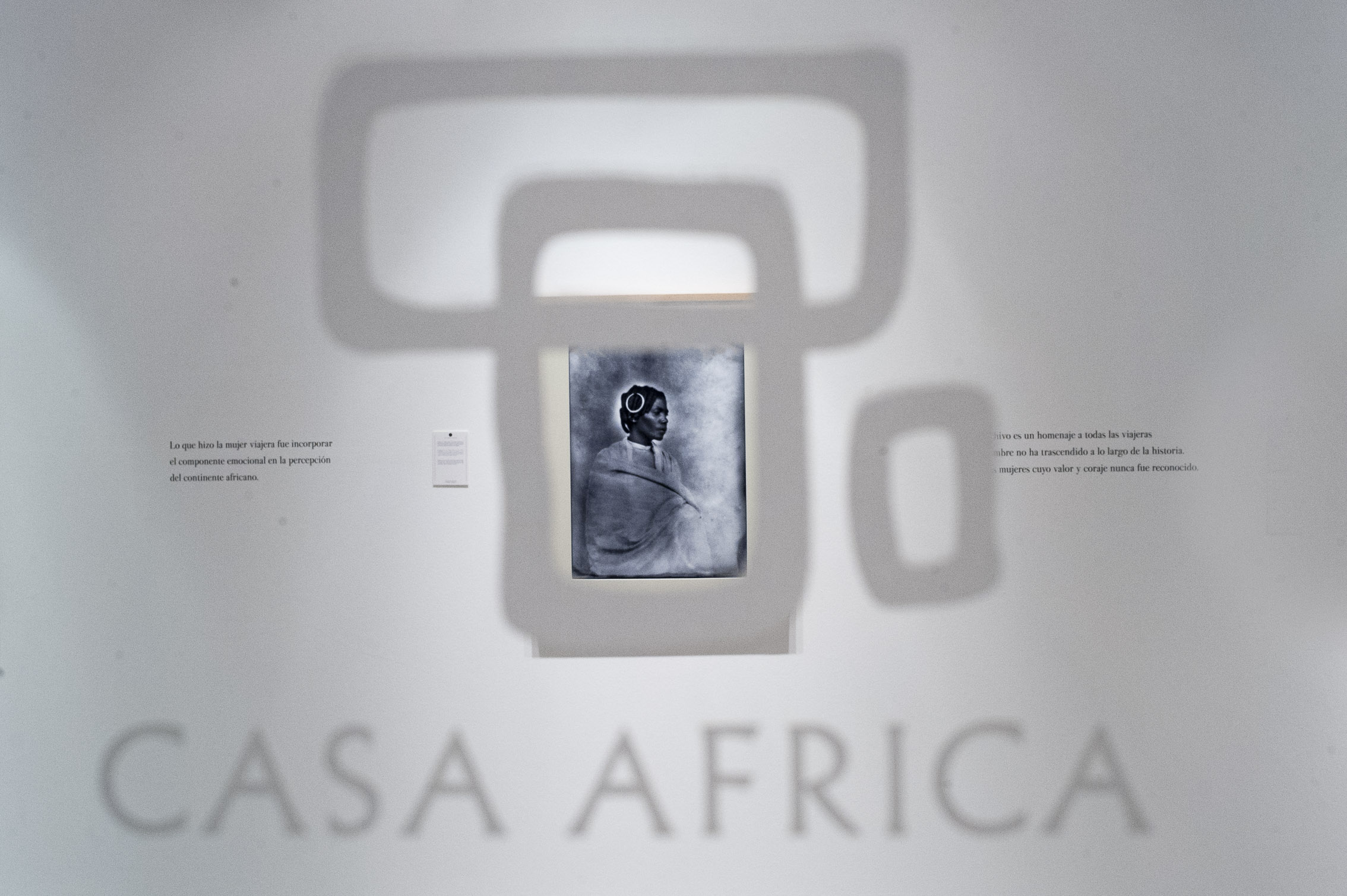 1. Imagen de la inauguración de la exposición Madagascar 1906 en Casa África, 2015