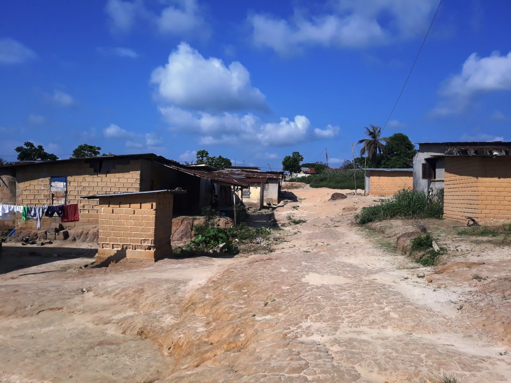 Village de nzassi en cours d’électrification