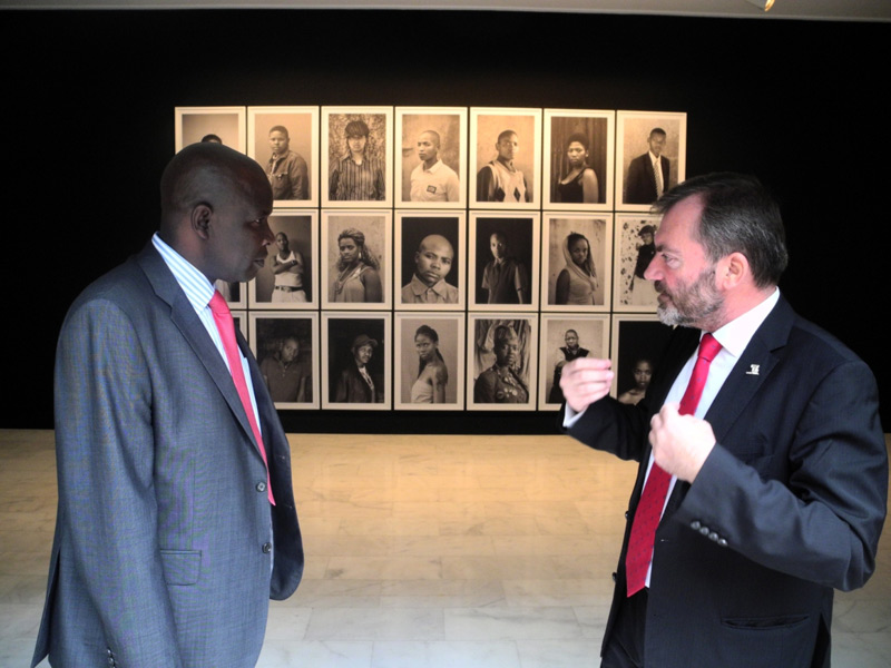 El embajador de Kenia en España, de visita en Casa África